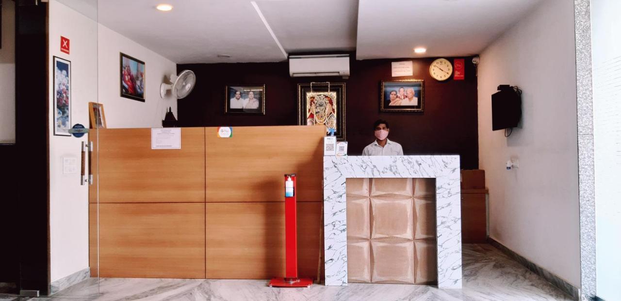 Hotel Sar Kamla Dham Skd Vrindavan Fully Vaccinated Staff 외부 사진