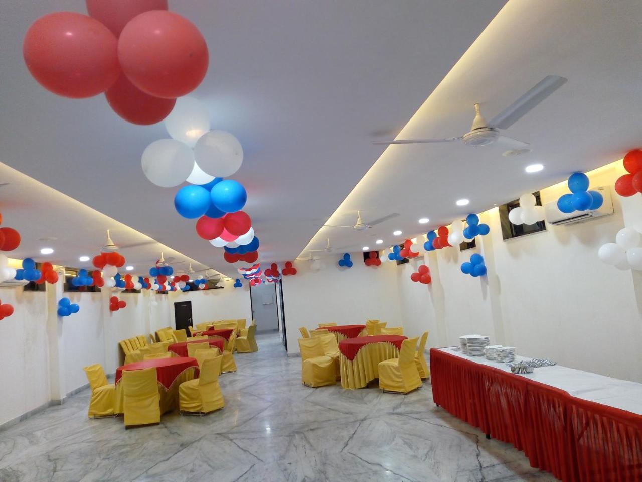 Hotel Sar Kamla Dham Skd Vrindavan Fully Vaccinated Staff 외부 사진